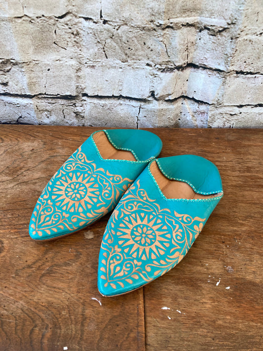 MOROCCAN DECORATIVE BABOUCHE SLIPPERS, TEAL size EU 40